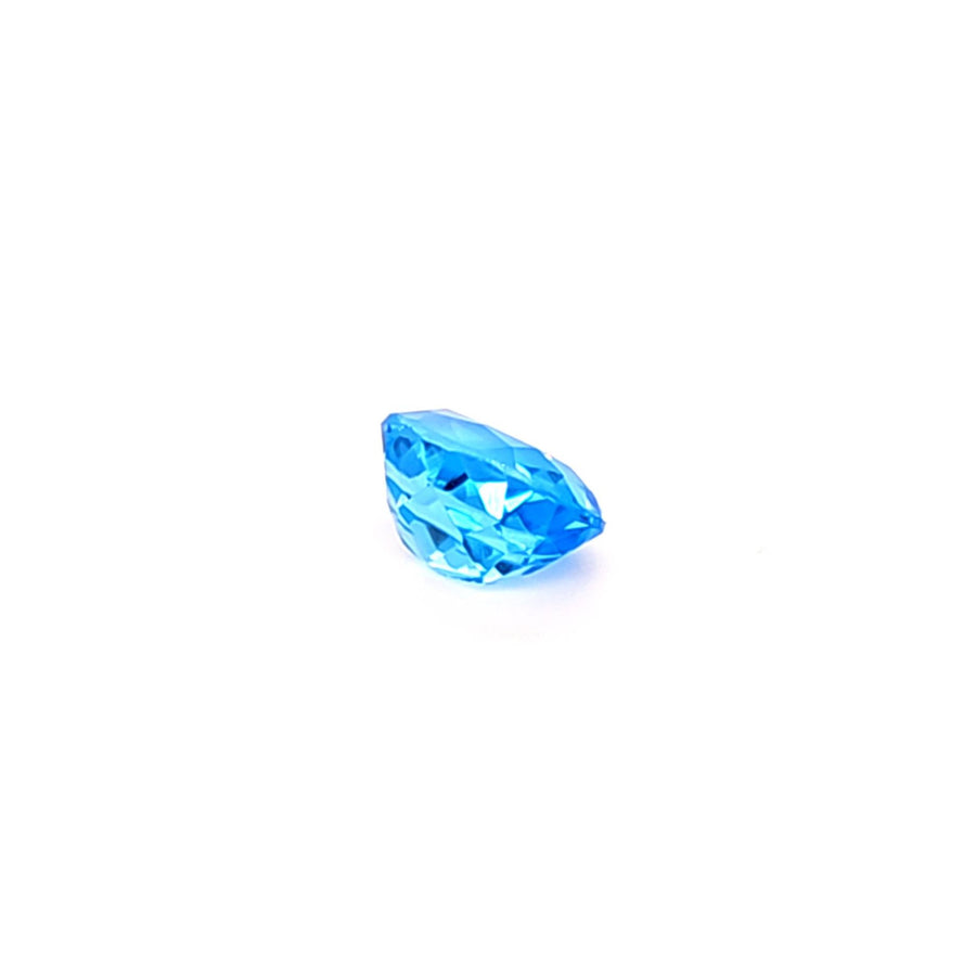 Natural Swiss blue Topaz – 3.77 Ct VVS – 10.04 x 7.97mm