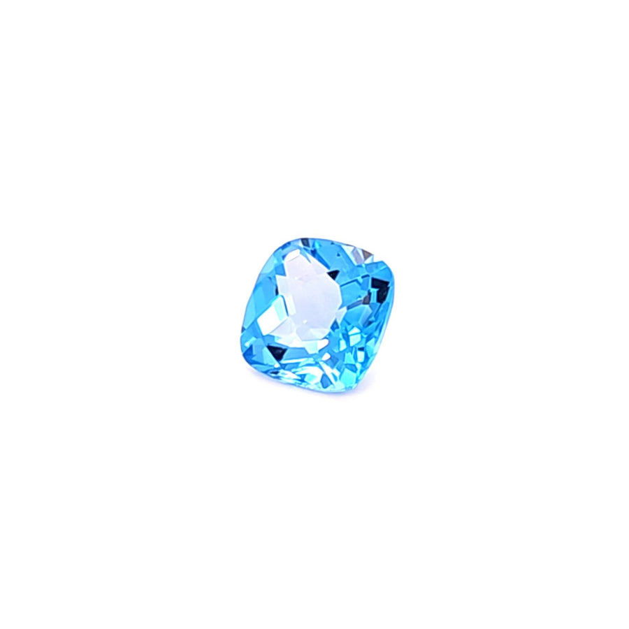 Natural Swiss blue Topaz – 3.85 Ct VVS – 9.00mm