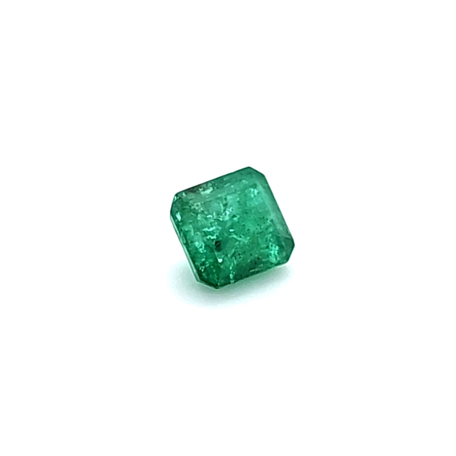 1.00 Ct Zambian Emerald – I2 – 5.53mm – Small chip