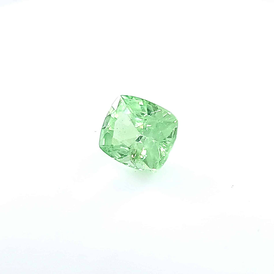 Natural Tsavorite Garnet cushion cut – 0.85 Ct SI – 6.40 x 5.40mm