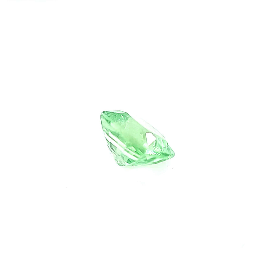 Natural Tsavorite Garnet cushion cut – 0.85 Ct SI – 6.40 x 5.40mm