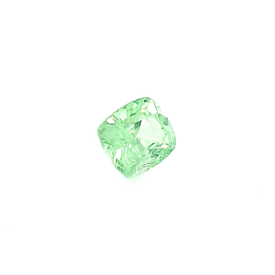 Natural Tsavorite Garnet cushion cut – 0.85 Ct SI – 6.40 x 5.40mm