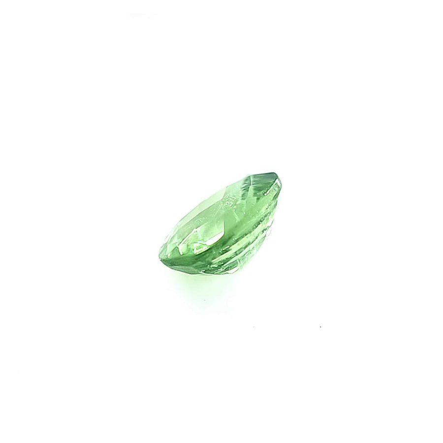 Natural Tsavorite Garnet oval cut – 1.87 Ct I2 – 7.00 x 5.00mm