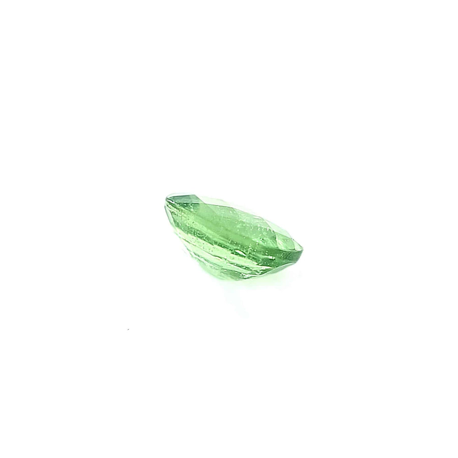 Natural Tsavorite Garnet oval cut – 1.87 Ct I2 – 7.00 x 5.00mm