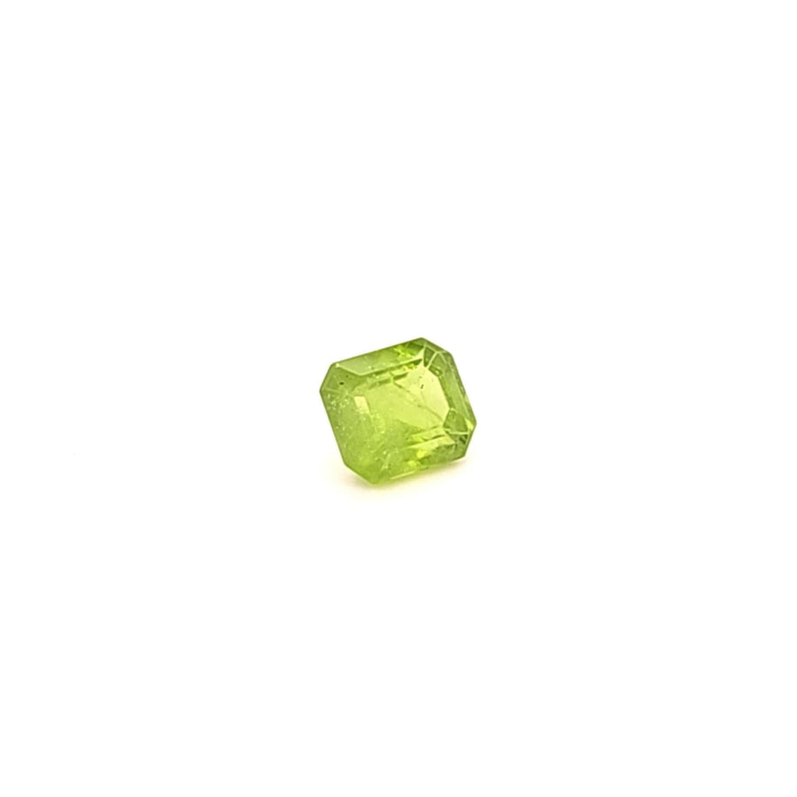 Natural Peridot Emerald Cut – 4.50 Ct – SI – 9.78 x 8.25mm