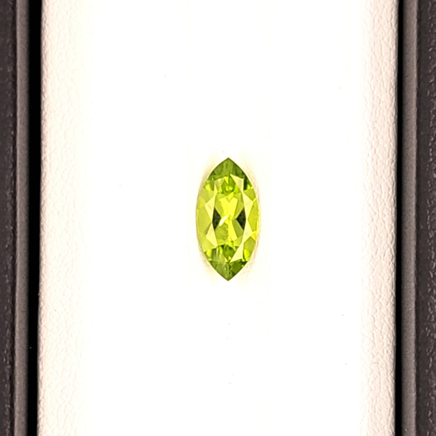 Natural Peridot Marquise Cut – 1.84 Ct – VVS – 12.00 x 6.00mm