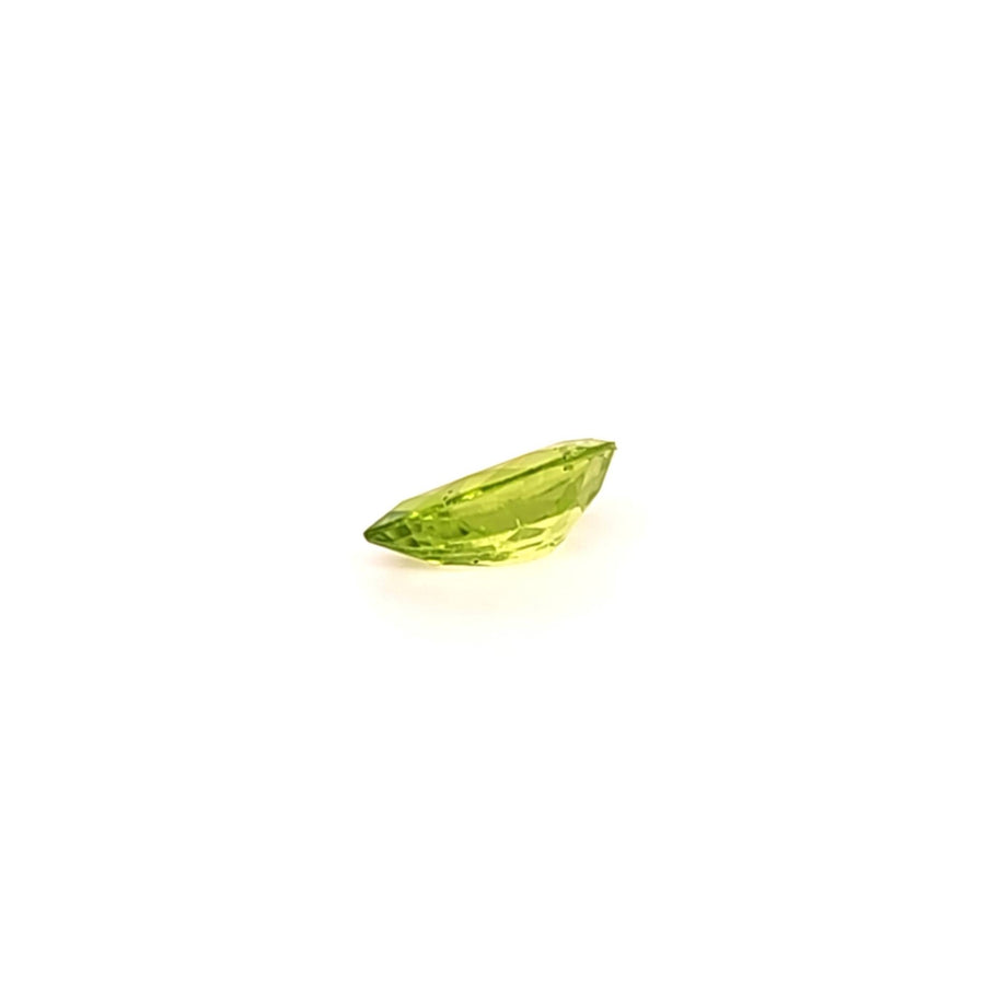 Natural Peridot Pear Cut – 1.75Ct – VS – 10.13 x 6.72mm