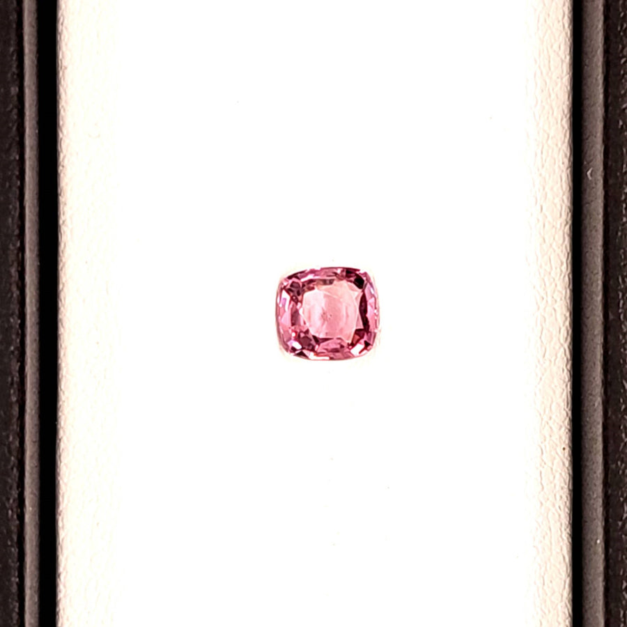 Loose Spinel