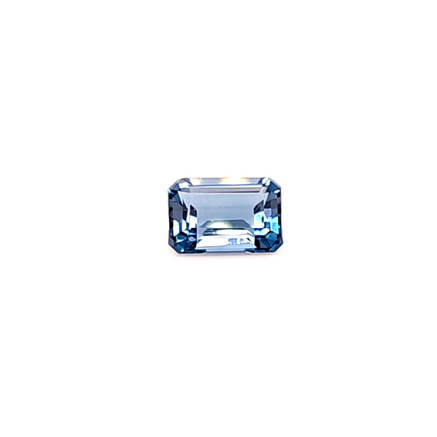 Natural London blue Topaz – 3.57 Ct VVS – 10.37 x 7.25mm