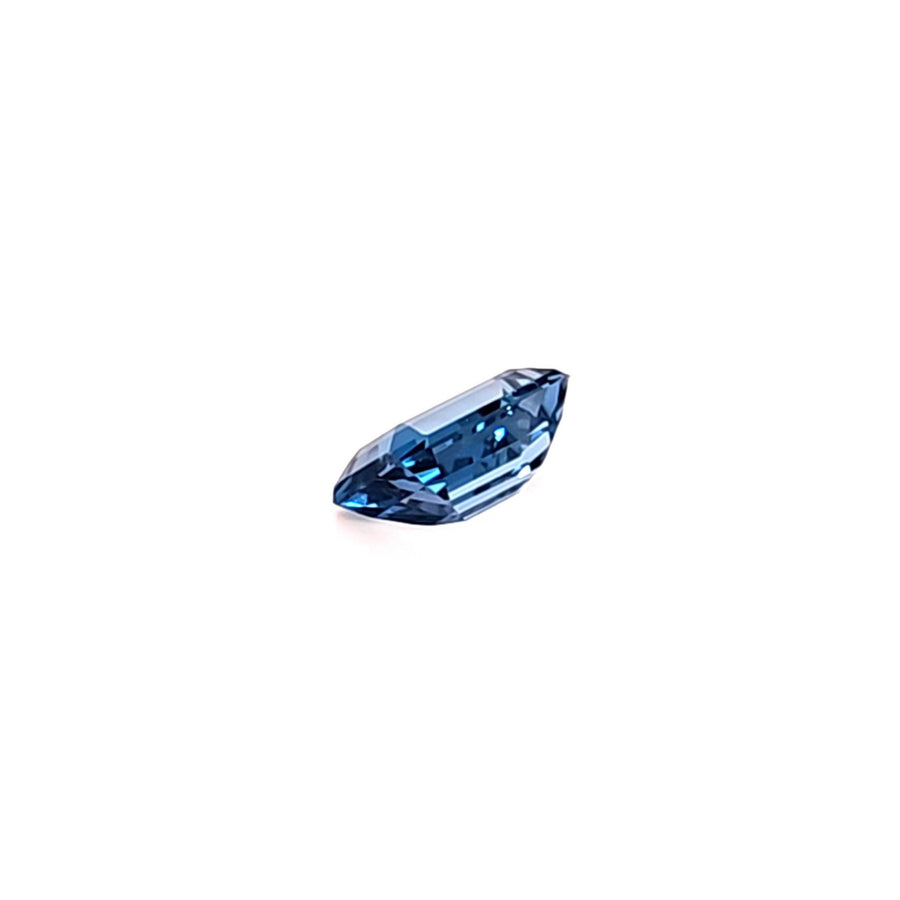 Natural London blue Topaz – 3.57 Ct VVS – 10.37 x 7.25mm