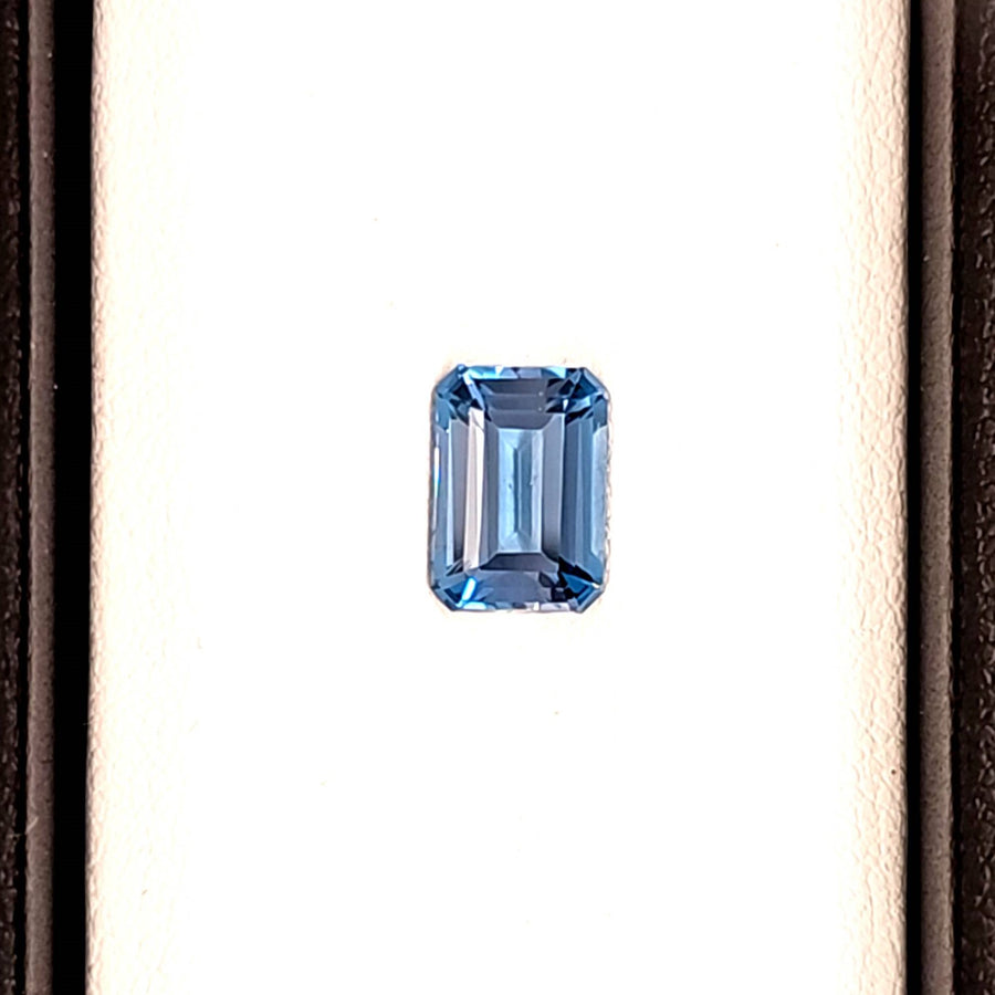 Natural London blue Topaz – 3.57 Ct VVS – 10.37 x 7.25mm