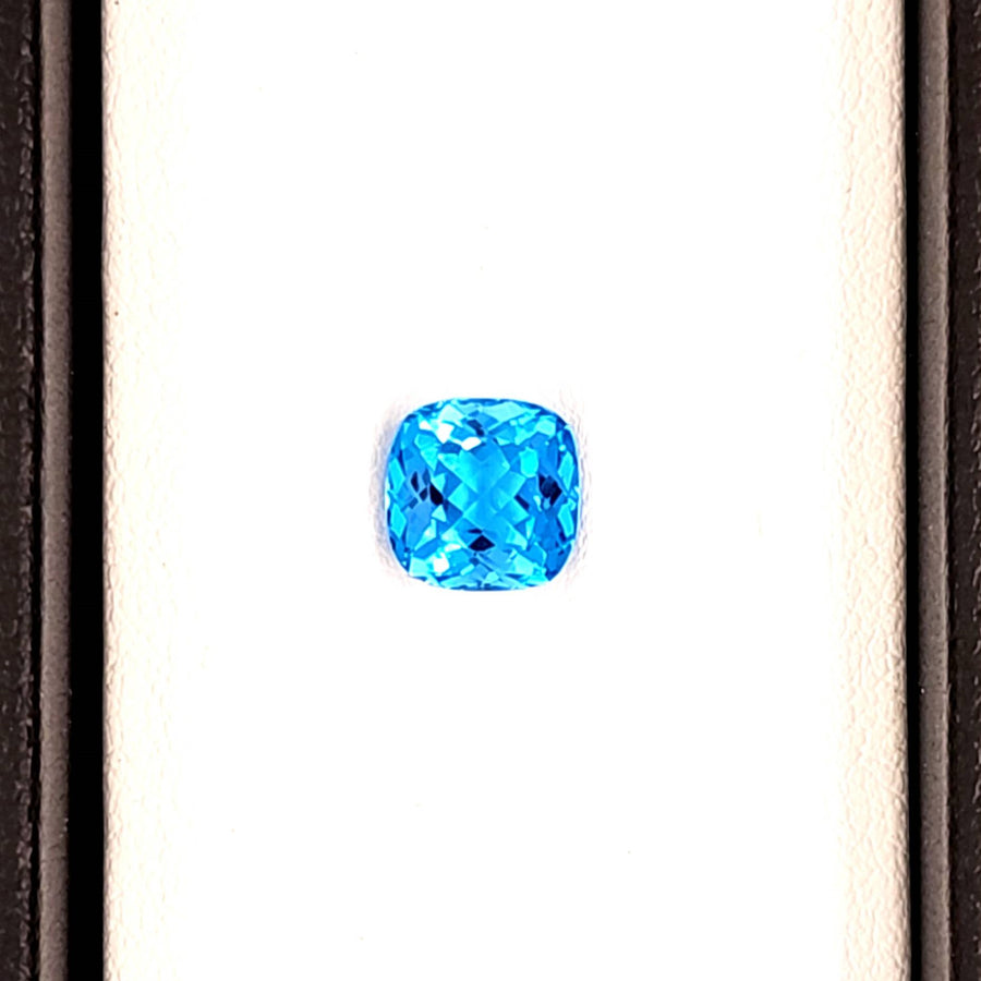 Natural Swiss blue Topaz – 3.86 Ct VVS – 8.30mm