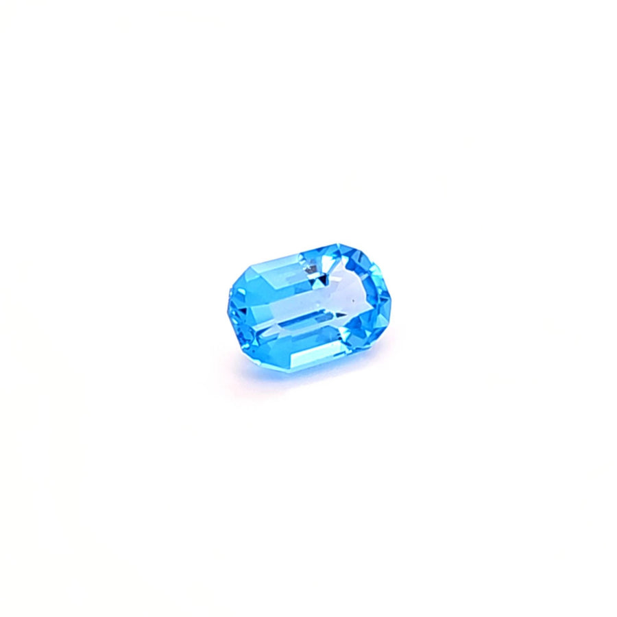 Natural Swiss blue Topaz – 4.04 Ct VVS – 11.00 x 7.00mm