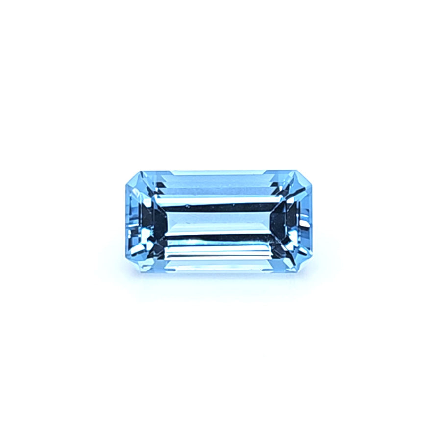 4.74 Ct Certified Natural Aquamarine - VVS – 12.90 x 7.08mm