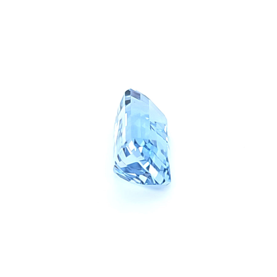 4.74 Ct Certified Natural Aquamarine - VVS – 12.90 x 7.08mm