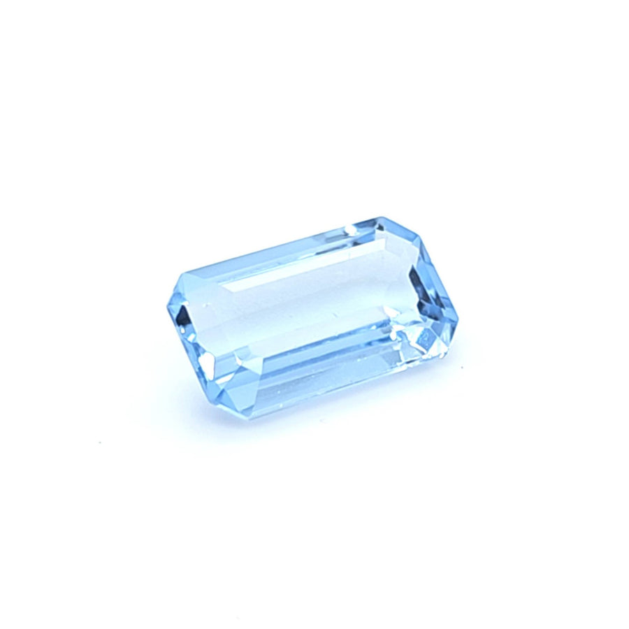 4.40 Ct Natural Aquamarine - VVS – 13.65 x 7.68mm