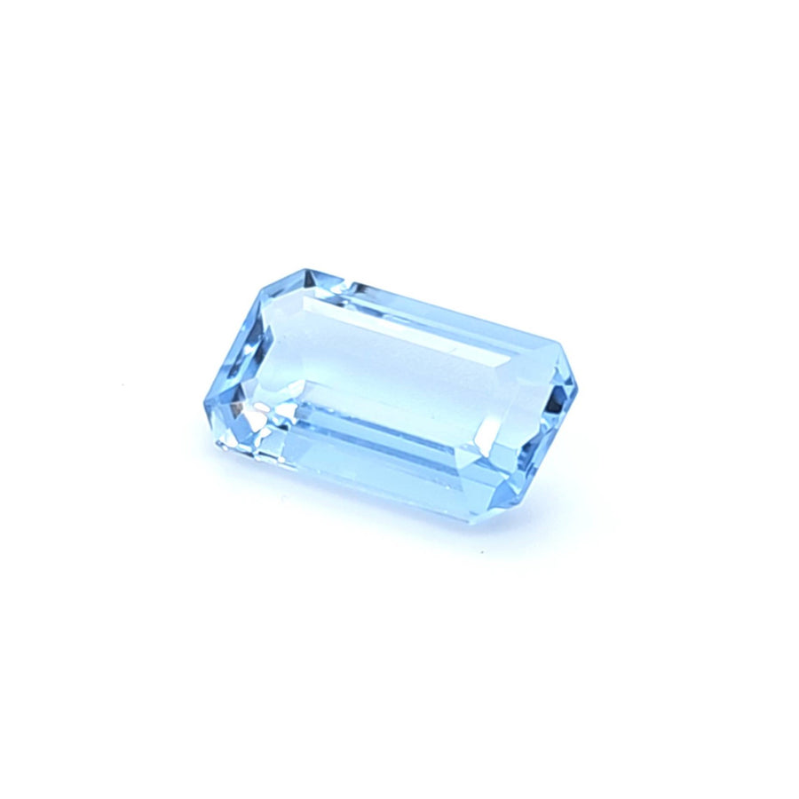 4.40 Ct Natural Aquamarine - VVS – 13.65 x 7.68mm