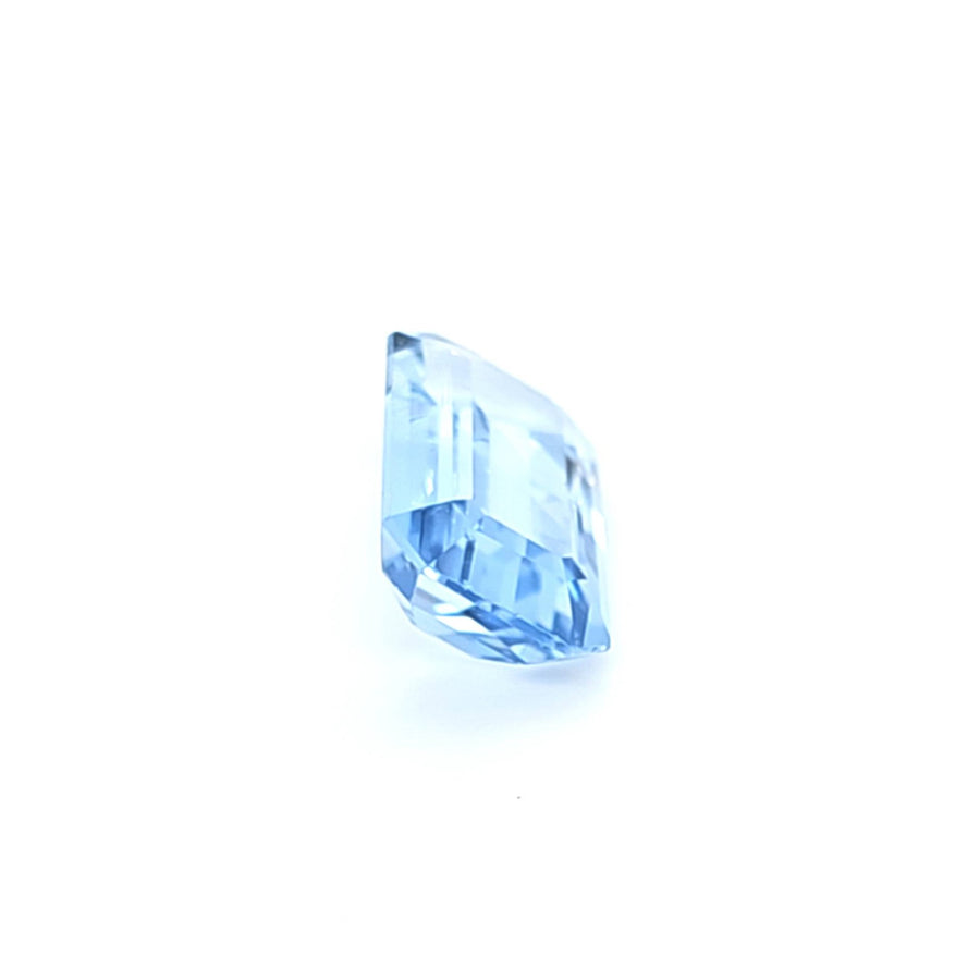 4.40 Ct Natural Aquamarine - VVS – 13.65 x 7.68mm