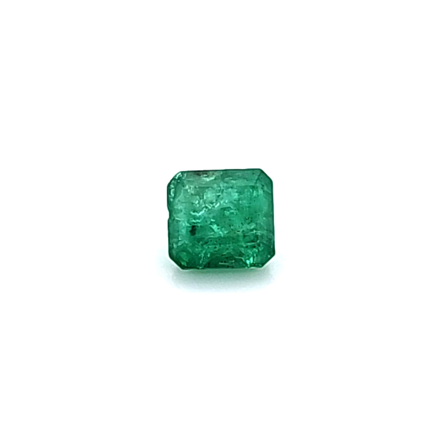 1.00 Ct Zambian Emerald – I2 – 5.53mm – Small chip