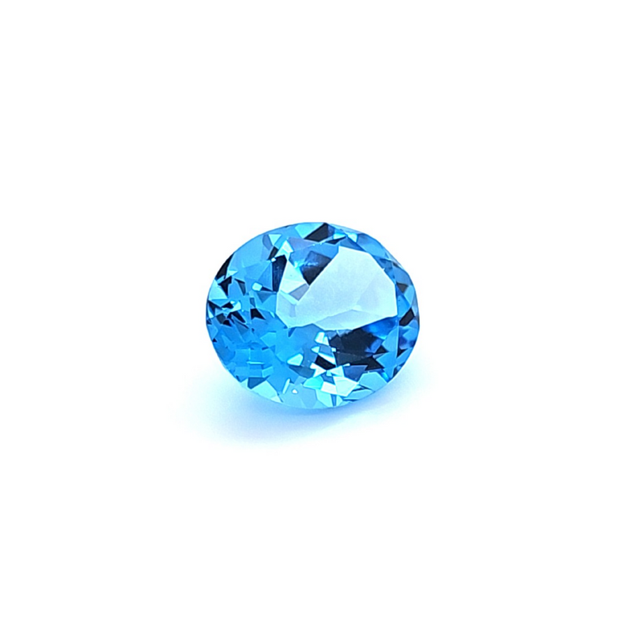 5.70 Ct Natural Swiss Blue Topaz - VVS – 12.00 x 10.00mm