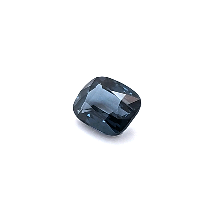 2.02 Ct Natural Spinel – VVS – 8.20 x 6.60mm – Small Chip