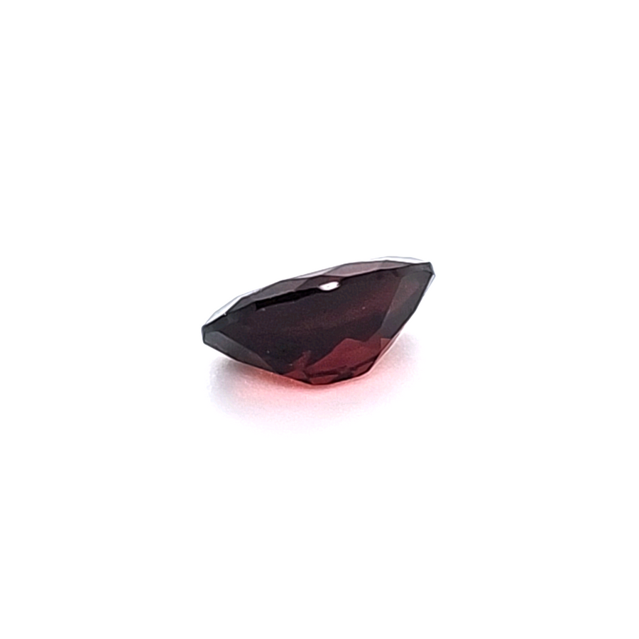 2.81 Ct Natural Almandine Garnet - VS – 10.00 x 7.90mm