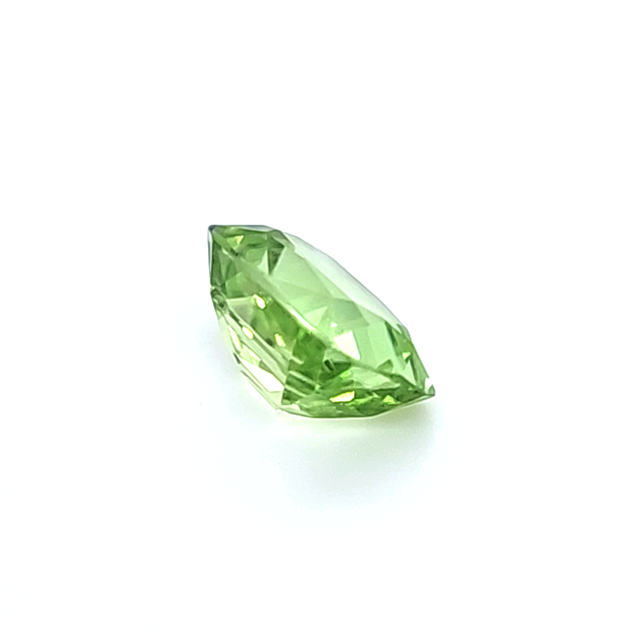 3.80 Carat Natural Peridot – VS – 10.40 x 8.20mm