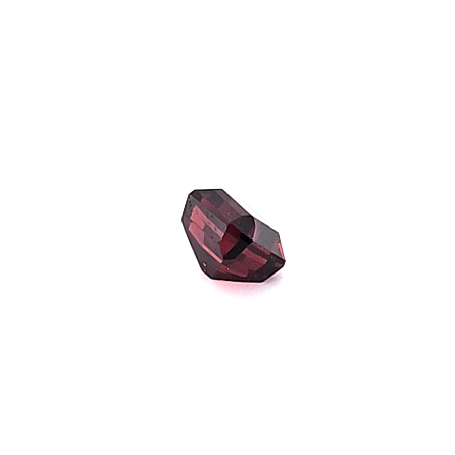 1.35 Ct Natural Rhodolite Garnet - VS – 6.00 x 5.20mm