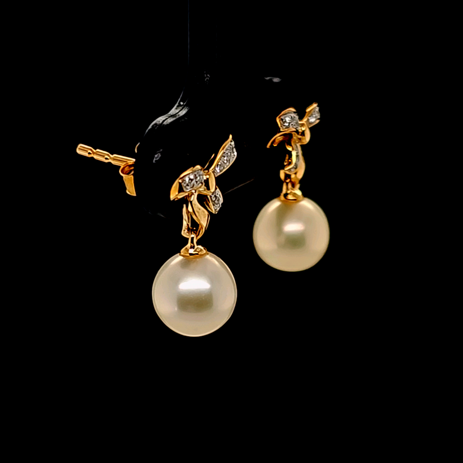 4.37 Ct Pearl & Diamond Earrings in 9K Yellow Gold