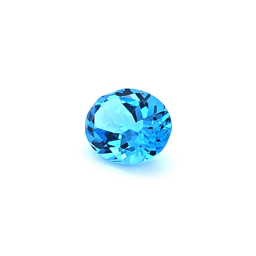 5.70 Ct Natural Swiss Blue Topaz - VVS – 12.00 x 10.00mm