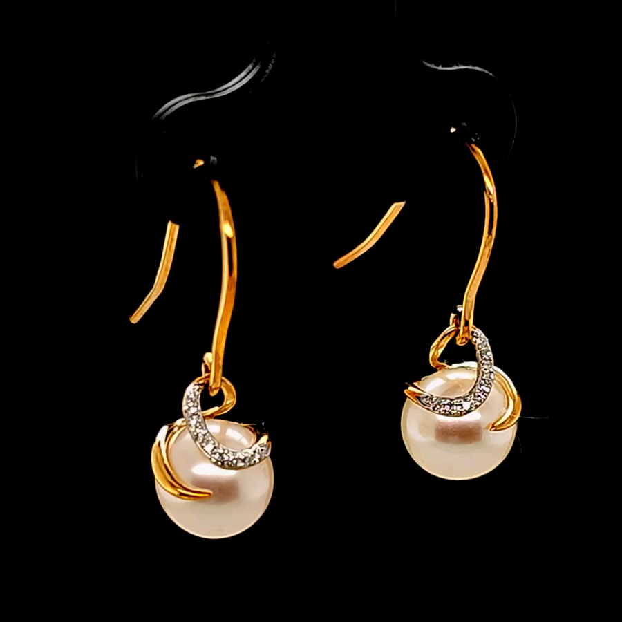 5.04 Ct Pearl & Diamond Earrings in 9K Yellow Gold