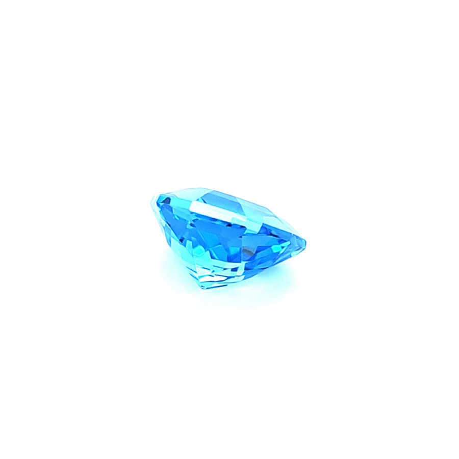 5.88 Ct Natural Swiss blue Topaz - VVS – 11.50mm