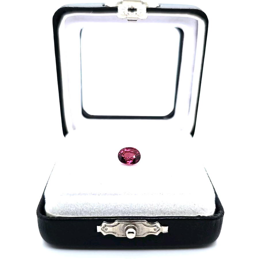 1.62 Ct Natural Rhodolite Garnet - VVS – 7.20 x 5.80mm