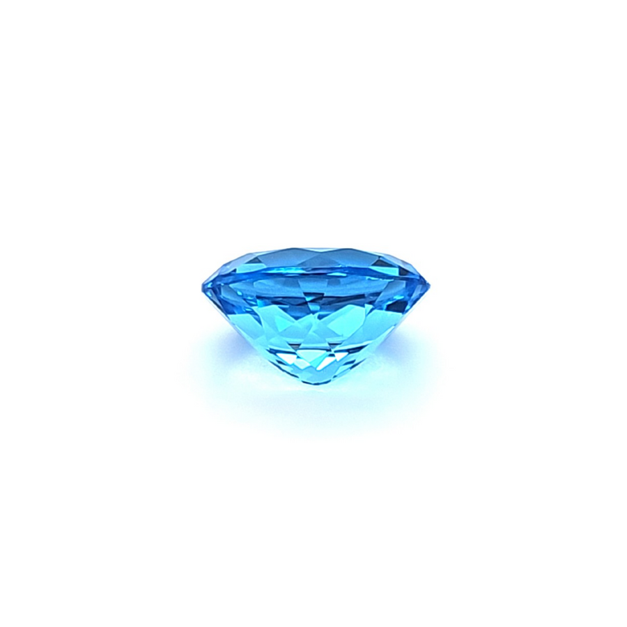 5.70 Ct Natural Swiss Blue Topaz - VVS – 12.00 x 10.00mm