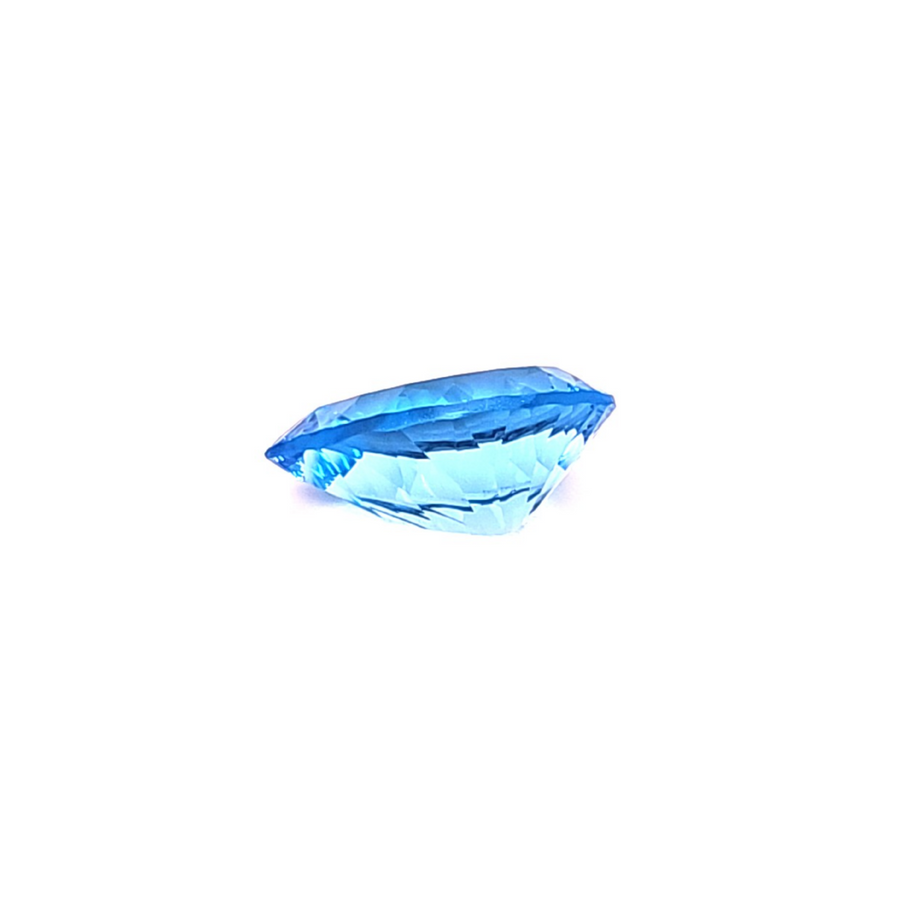 4.78 Ct Natural Swiss blue Topaz - VS – 13.50 x 9.30mm