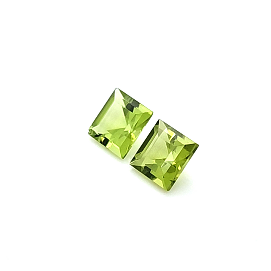 Loose Peridot Gemstones for sale