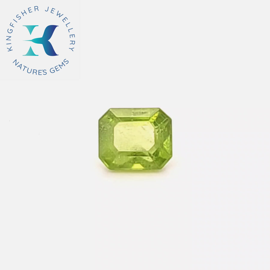 Natural Peridot Emerald Cut – 4.50 Ct – SI – 9.78 x 8.25mm