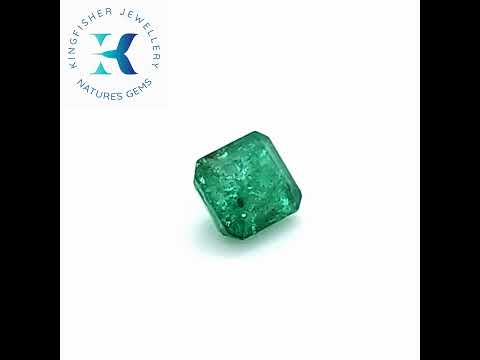 1.00 Ct Zambian Emerald – I2 – 5.53mm – Small chip