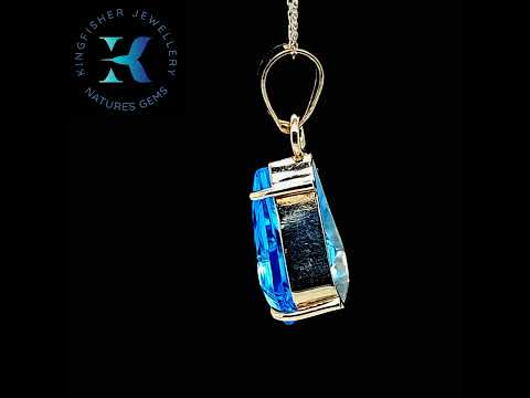 8.50 Ct Swiss Blue Topaz Pendant – 925 Silver – 26.30 x 12.19mm