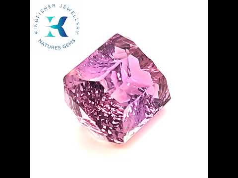 7.95 Ct Natural Ametrine – VVS – 16.41 x 11.28mm