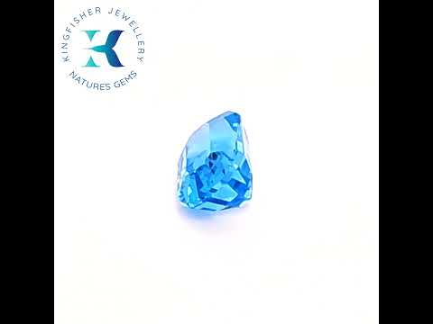 Natural Swiss blue Topaz – 4.04 Ct VVS – 11.00 x 7.00mm