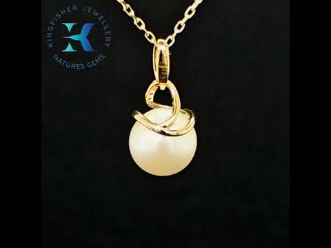 Freshwater Pearl & Diamond Pendant 3.91 Ctw – 9k Yellow Gold – 9mm