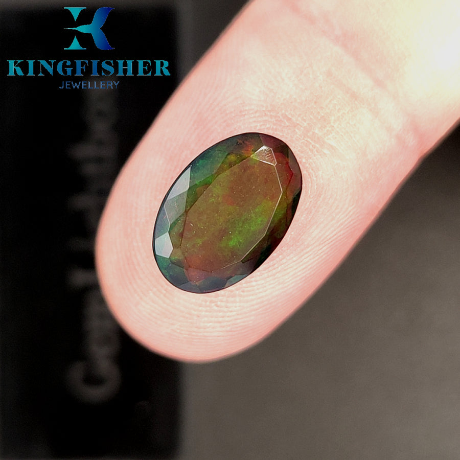 2.43 Ct Solid Smoked Welo opal – Brilliant colours AAA - 13.10mm