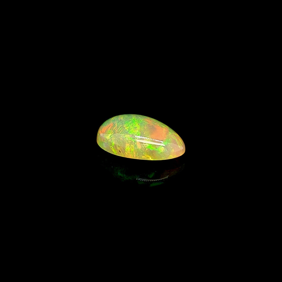 3.21 Ct Solid Welo opal – Natural bright multicoloured opal – 13.70mm