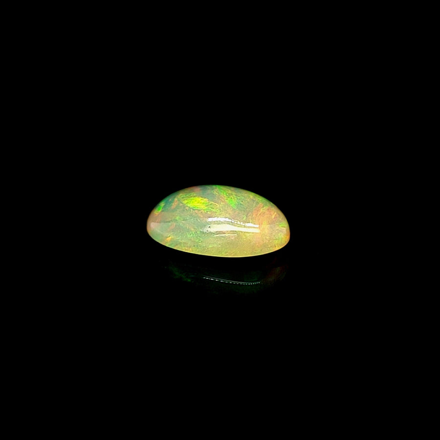 3.21 Ct Solid Welo opal – Natural bright multicoloured opal – 13.70mm