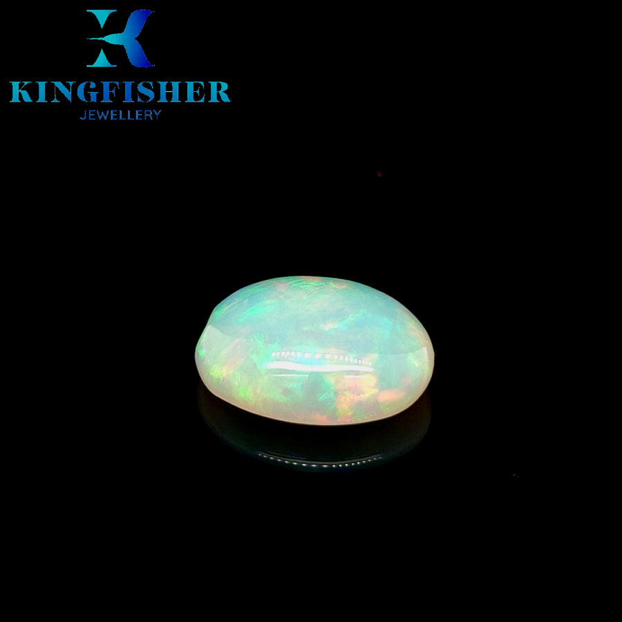 5.91 Ct Solid Welo opal – Natural bright multicoloured opal - Sadly chipped - 16.00mm