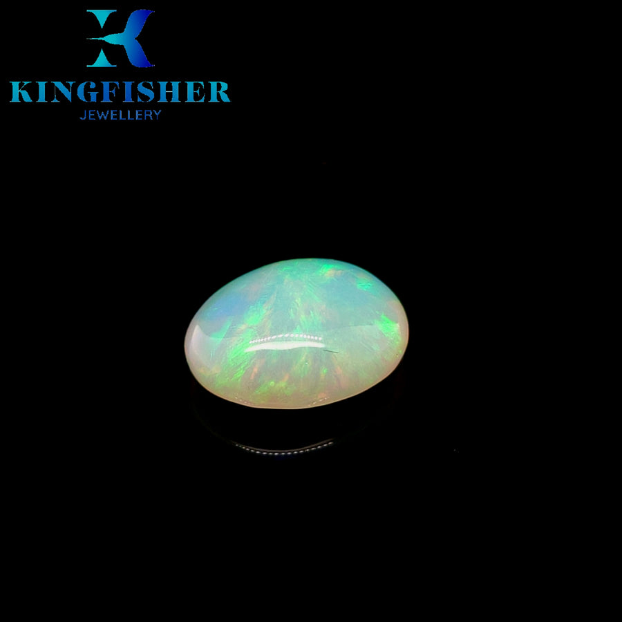 5.91 Ct Solid Welo opal – Natural bright multicoloured opal - Sadly chipped - 16.00mm