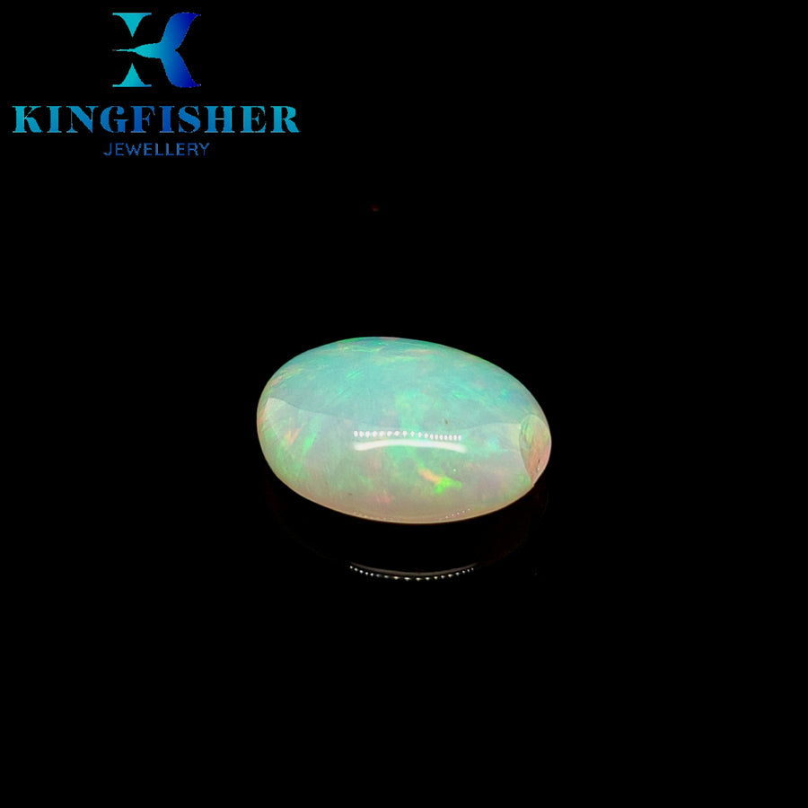 5.91 Ct Solid Welo opal – Natural bright multicoloured opal - Sadly chipped - 16.00mm