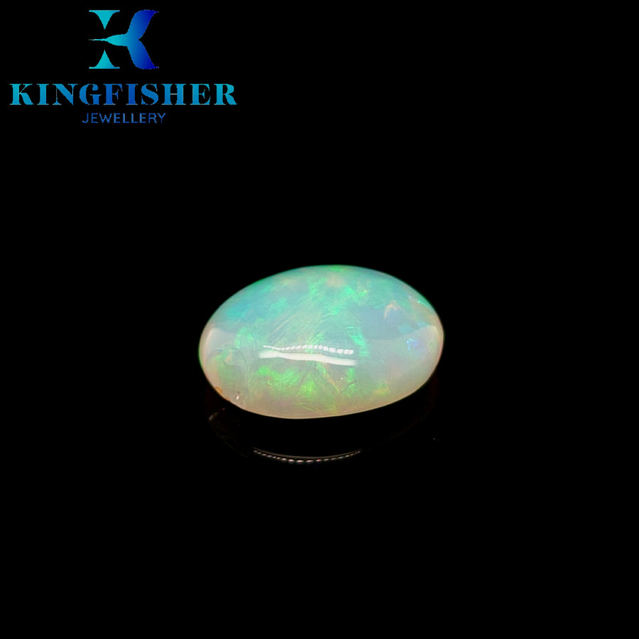 5.91 Ct Solid Welo opal – Natural bright multicoloured opal - Sadly chipped - 16.00mm