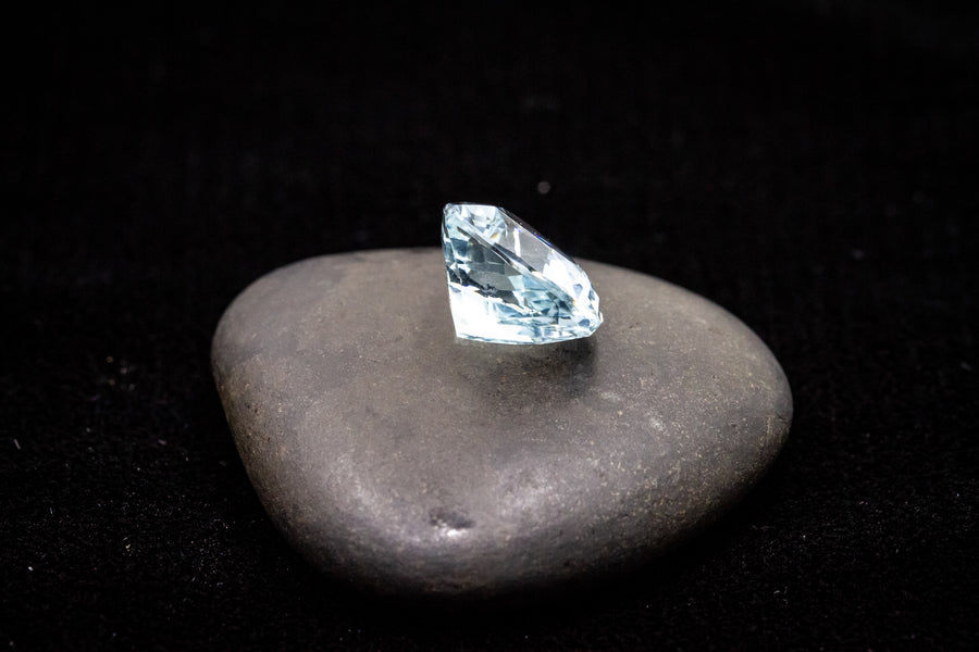 7.43 Ct Natural Aquamarine Trillian cut -AA – 13.55mm